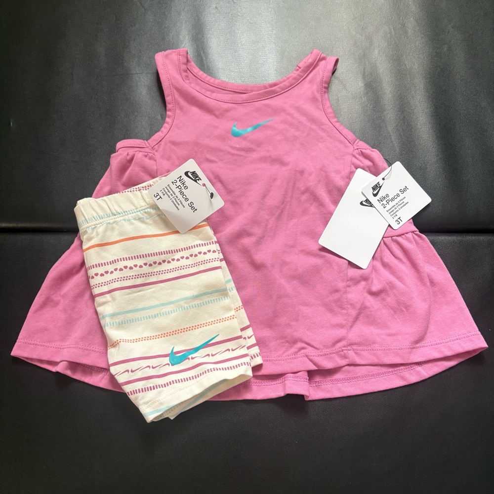 NWT Nike peplum Athletic Set Girls Size 3T